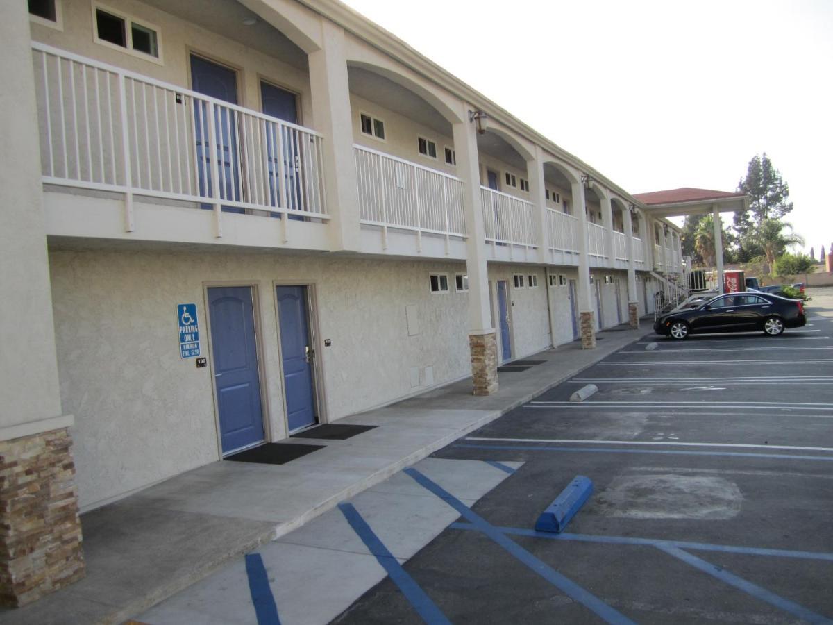 Hotel 6-anaheim, Ca Anaheim
